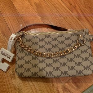 Condition New : Michael Kors Waist Bag